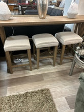 Load image into Gallery viewer, Carson Crossing Sofa Dinette