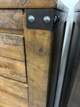 Load image into Gallery viewer, Arlo Country Bedroom