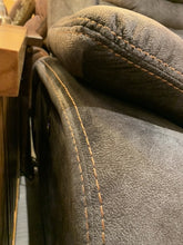 Load image into Gallery viewer, Marquis Melbourne Polyester Power Chair