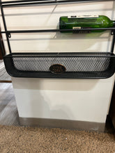 Load image into Gallery viewer, Grape Escape Wine Accessory