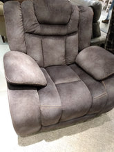 Load image into Gallery viewer, Marquis Melbourne Polyester Power Chair