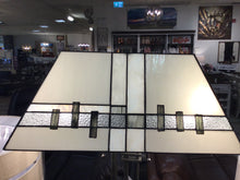 Load image into Gallery viewer, Century Table Lamp