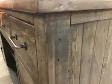 Load image into Gallery viewer, HarrIs County 60” Solid Wood stand