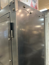 Load image into Gallery viewer, Craftsmen Security Documents and Gun Safes