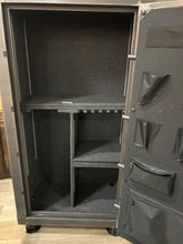 Load image into Gallery viewer, Craftsmen Security Documents and Gun Safes